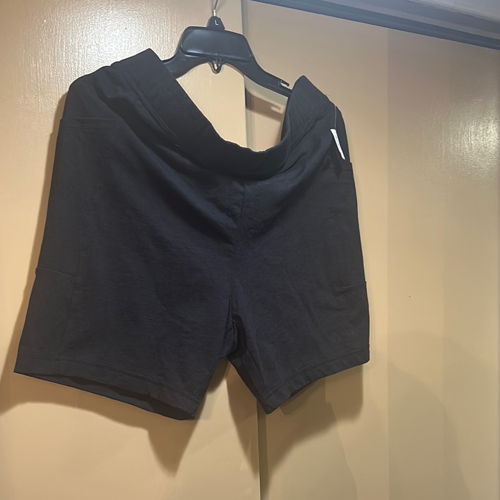 Old Navy Black Athletic Shorts Relaxed Fit